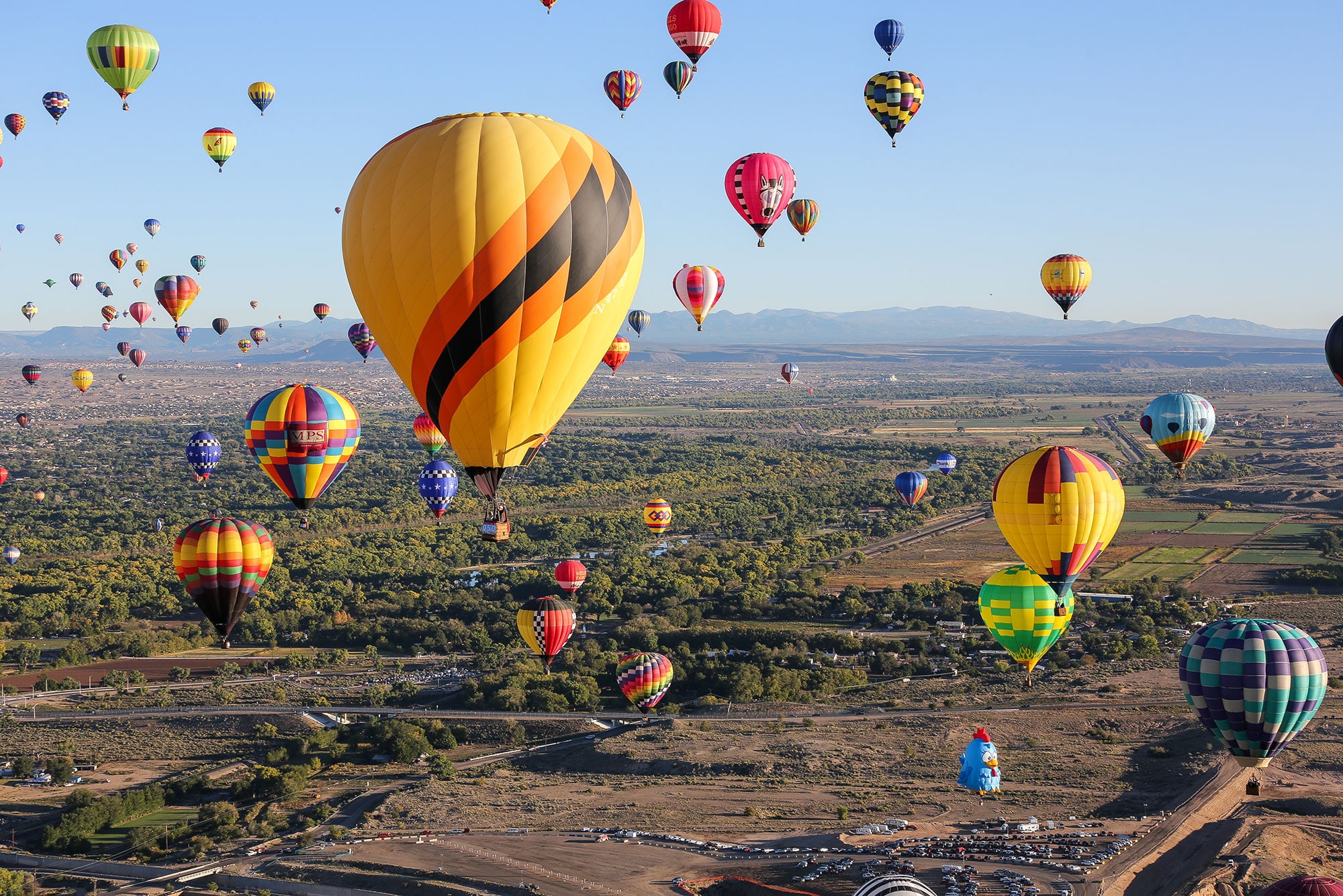 Overzicht censuur pond Albuquerque International Balloon Fiesta Celebrates 48th Event