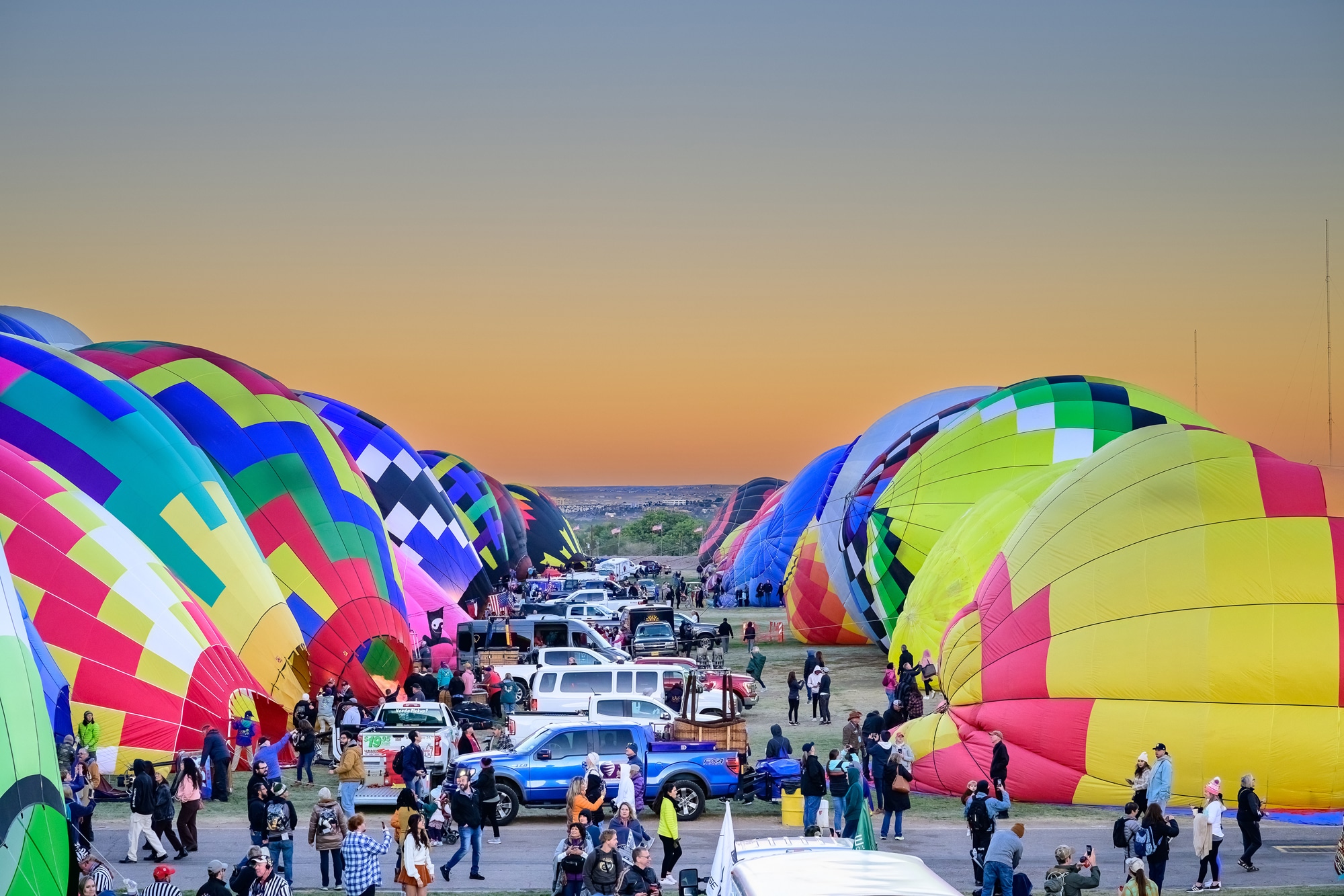 Inside the Basket - Balloon Pilot Andrew Strang and his team Sky Adventures